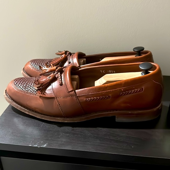 Allen Edmonds Slip-on Tassel Loafers/ Slip-on Shoe - Picture 2 of 3